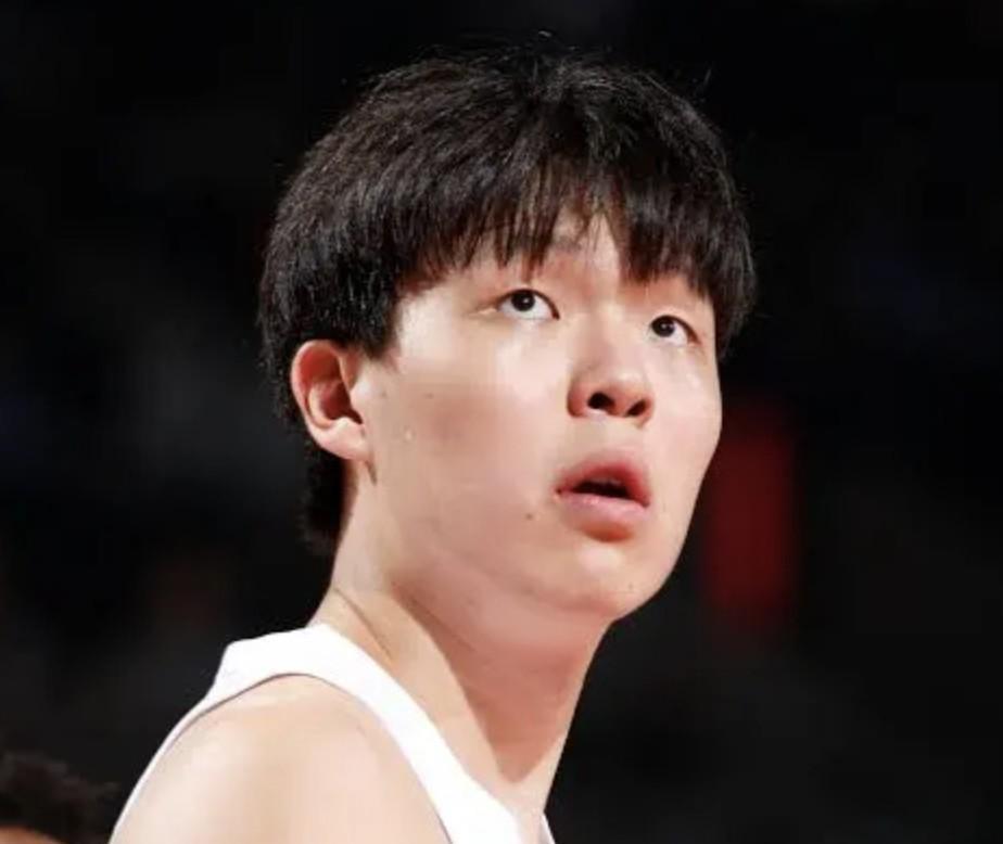 在线观看直播足球-记者:杨瀚森因伤加之长途返程,今日不出战混音队比赛